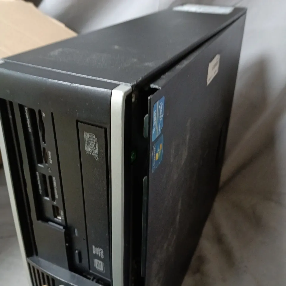 HP DESKTOP TOWER PC WITH DVD DRIVE - DAMAGE TO SIDE PANEL 