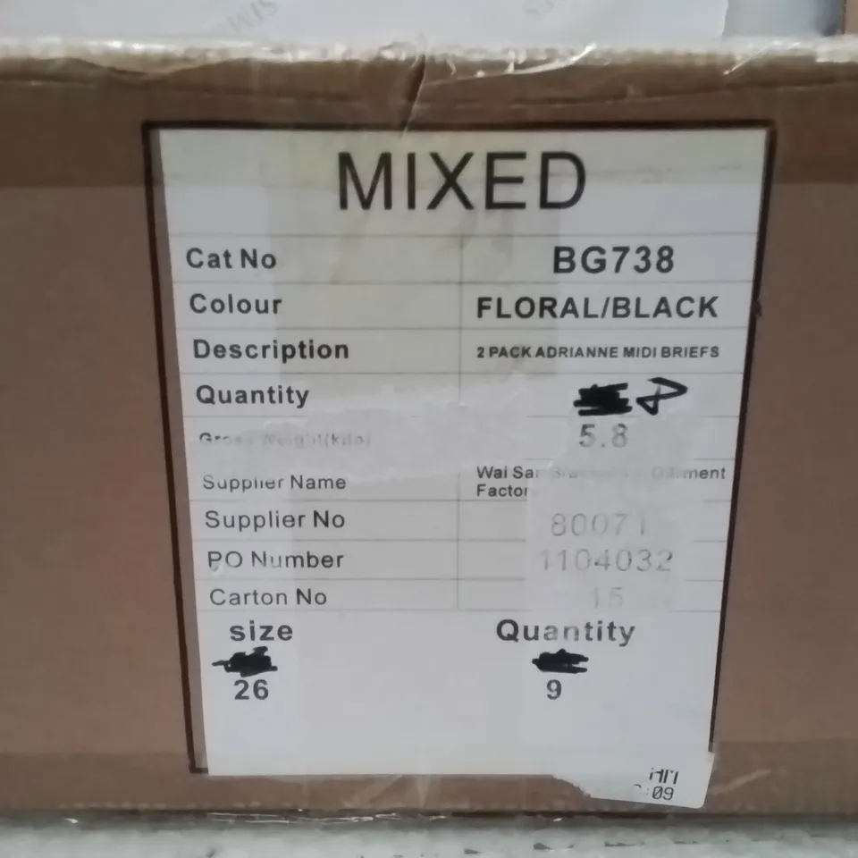 BOXED BRAND NEW APPROXIMATELY 8 SIMPLY BE 2PK ADRIANNE BRIEFS FLORAL/BLACK SIZE 26