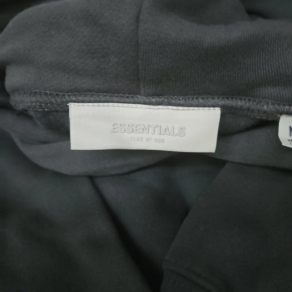 ESSENTIALS HOODIE - BLACK/CHARCOAL WITH 1977 PRINT, SIZE M