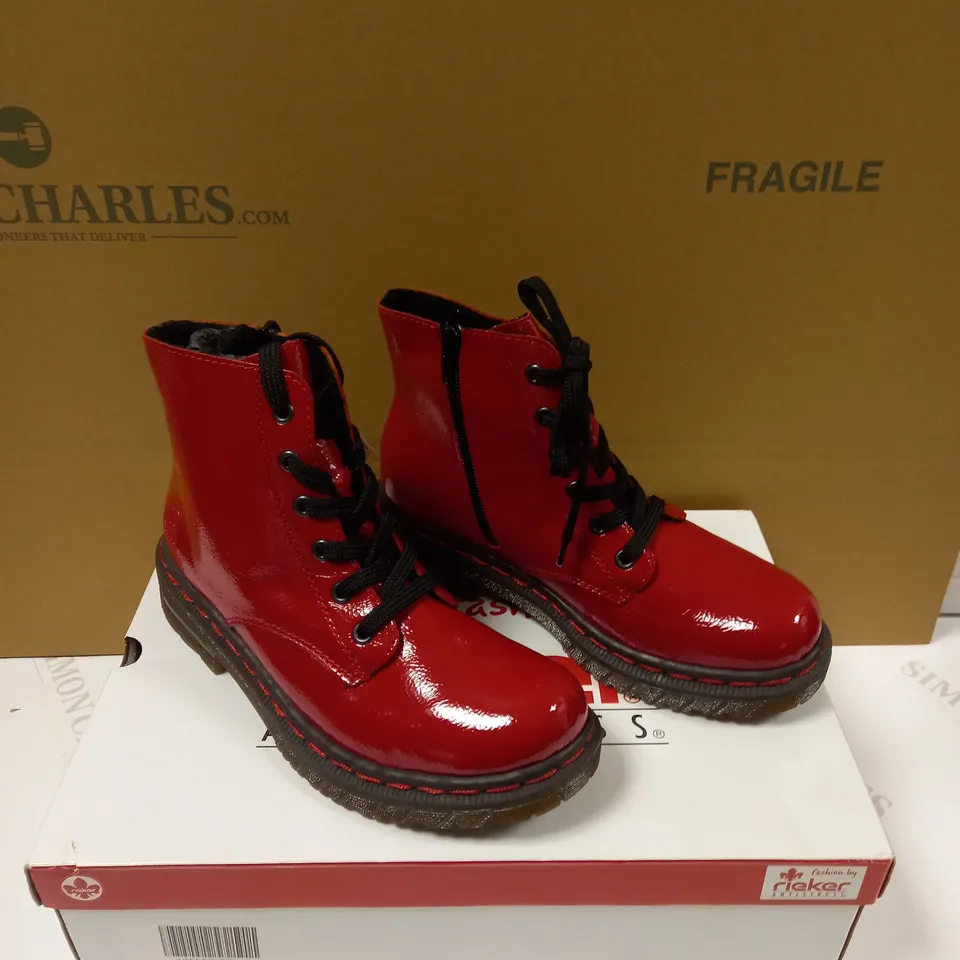 RIEKER ANTISTRESS LACE ANKLE BOOTS RED - SIZE 5