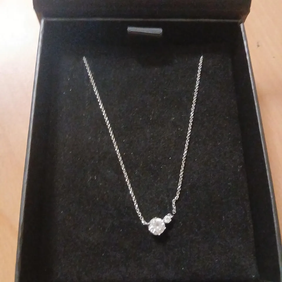 DIAMONIQUE 0.9CT TW PENDANT & CHAIN STERLING SILVER