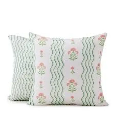 SARA BY SARA DAVIES SET OF 2 SQUARE CUSHIONS