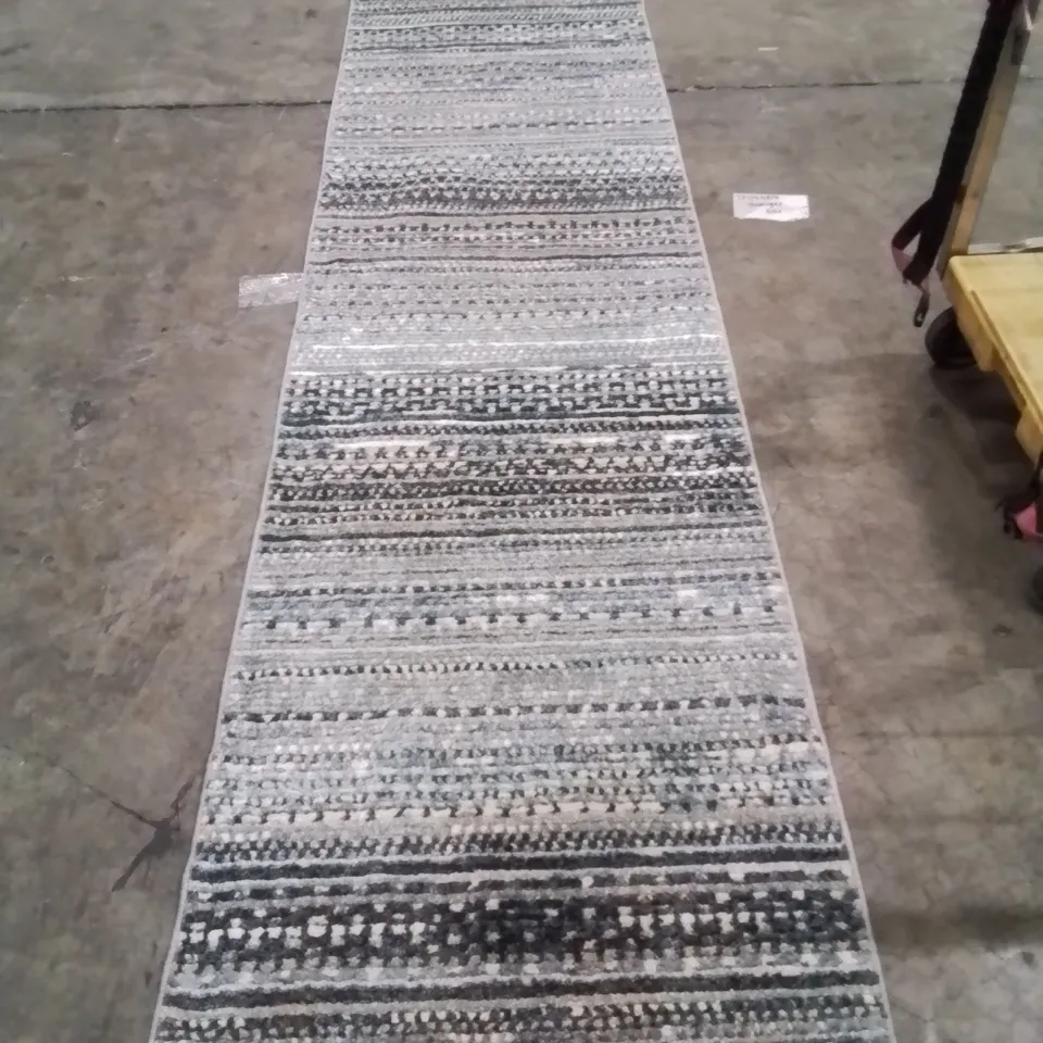 QUALITY DESIGNER AREA RUG - APPROXIMATELY 300X75CM