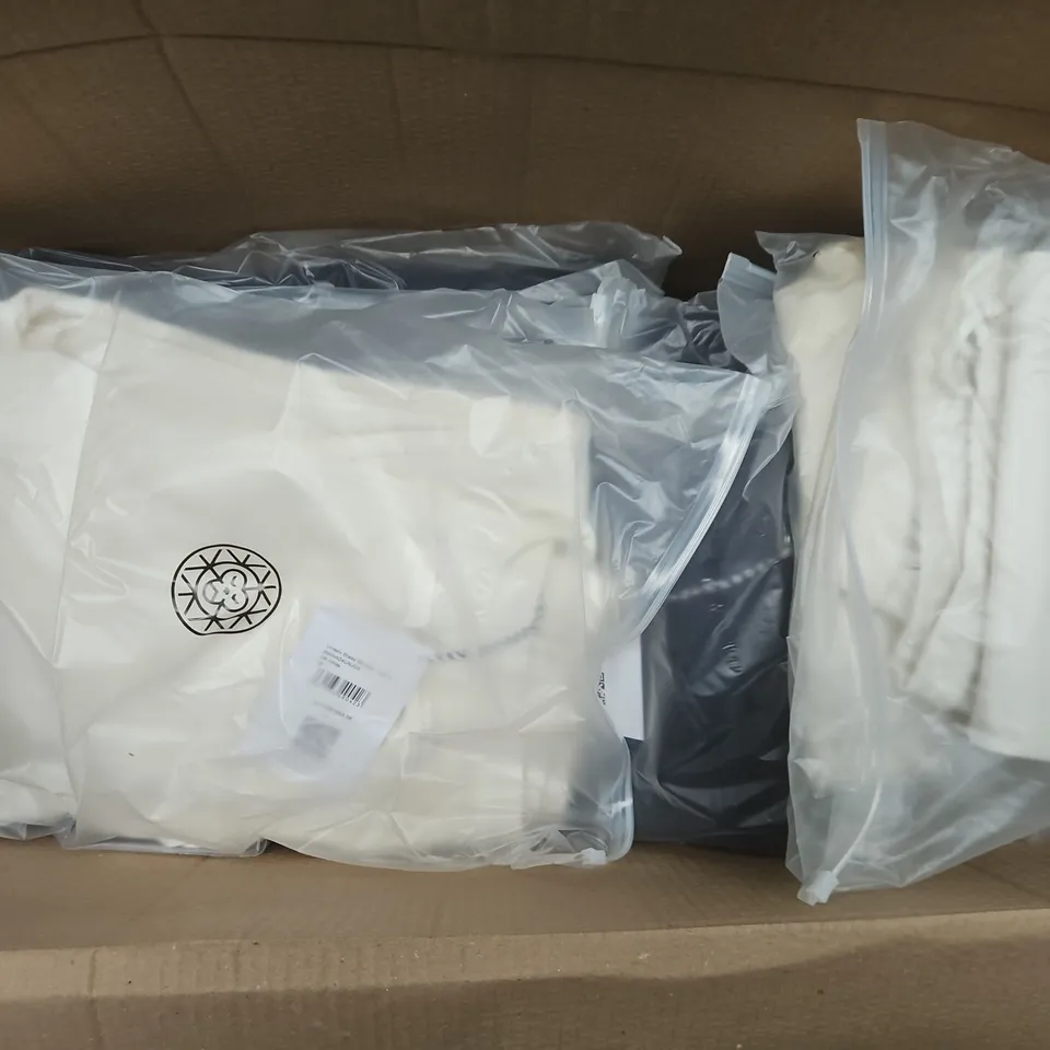 APPROXIMATELY 20 ASSORTED BAGGED CLOTHING ITEMS IN VARIOUS SIZES, STYLES & COLOURS TO INCLUDE UNISEX GET YOUR COLD ON JOGGERS & UNISEX BRASS MONKEY JOGGERS, ETC