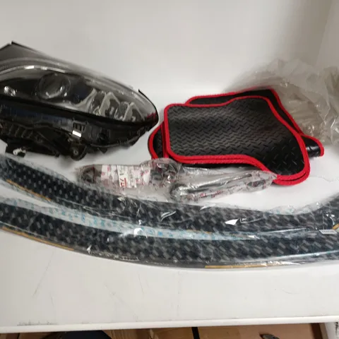 LOT OF APPROXIMATELY 18 ASSORTED AUTO ITEMS TO INCLUDE CAR MATS DEPO AUTOLAMP AND TRIM PIECES