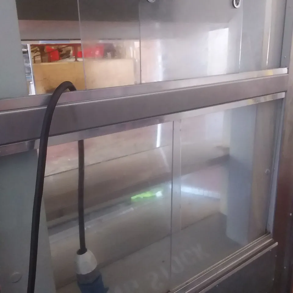 SELF SERVE HOT DELI CABINET