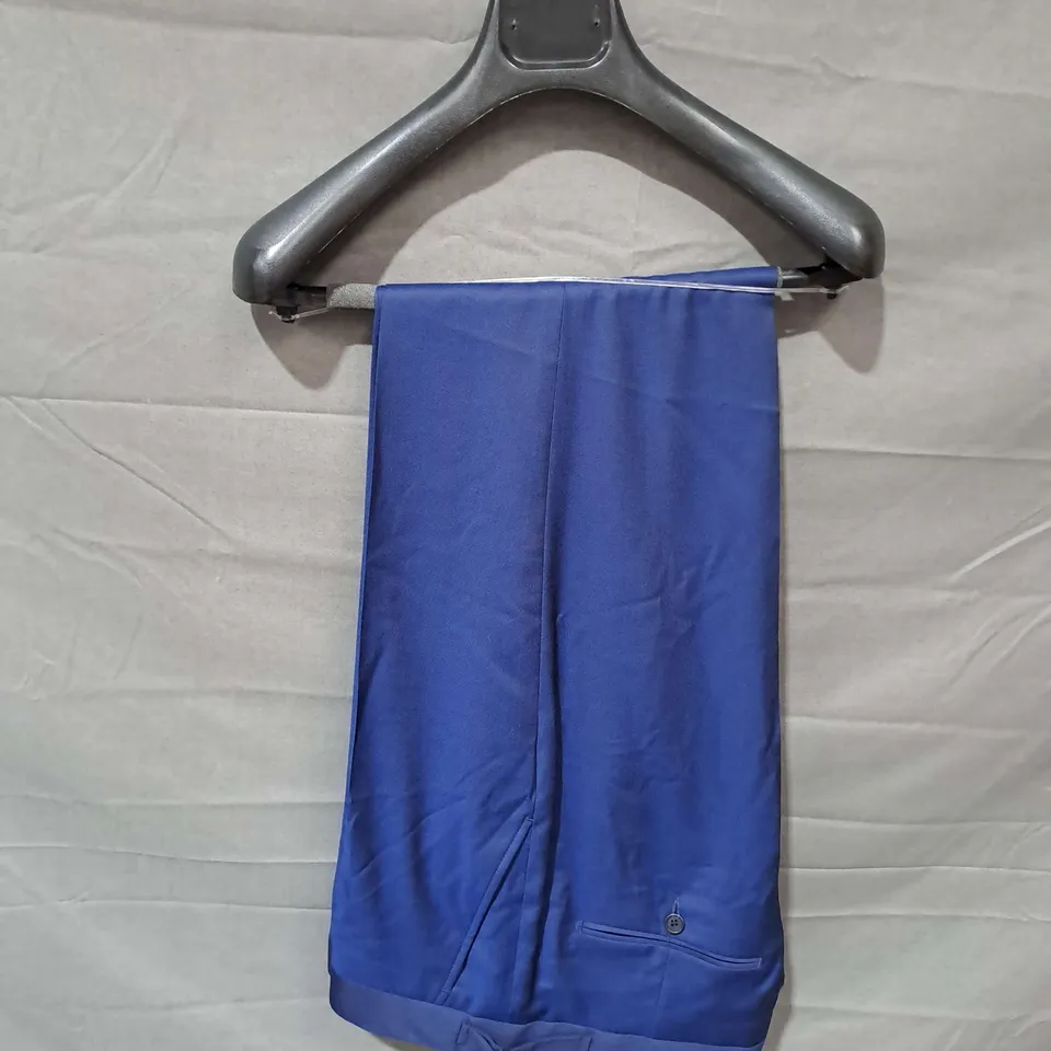 RICHARD JAMES SAVILLE ROW SUIT IN NAVY SIZE 42R JACKET AND 36R TROUSERS