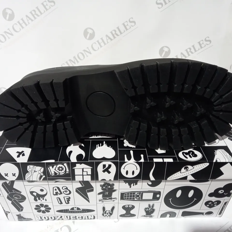 BRAND NEW BOXED PAIR OF KOI VEGAN THE OMEN TRIBAL MEN'S SPIKED LOAFERS SIZE 10 