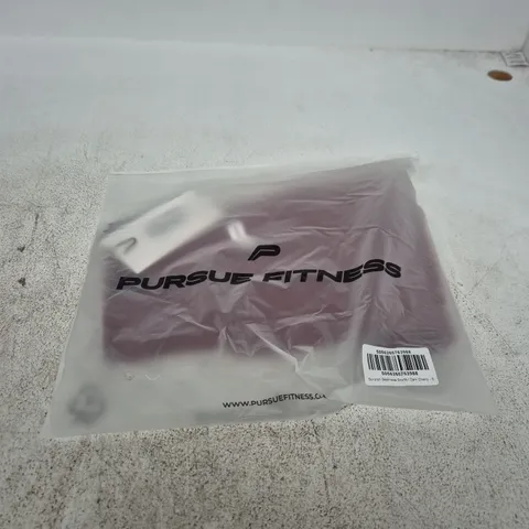 PURSUE FITNESS SCRUNCH SEAMLESS SHORTS, DARK CHERRY, UK S