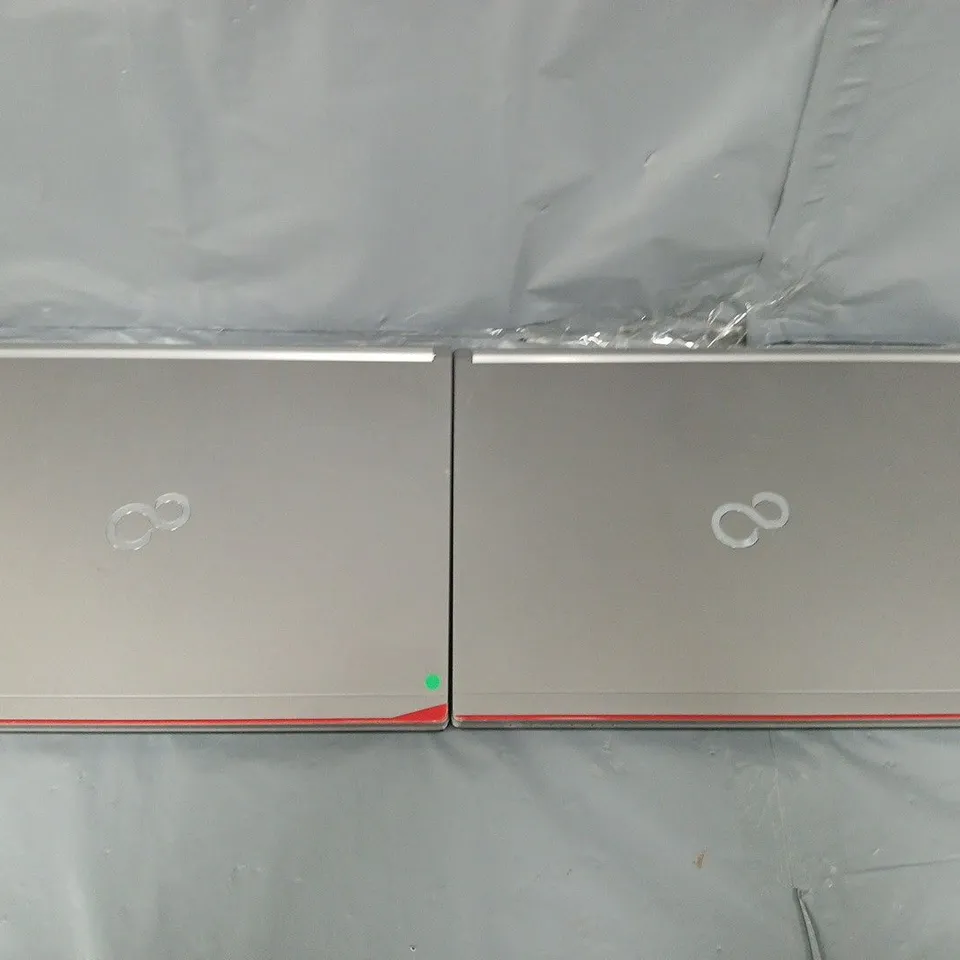 2 FUJITSU LIFEBOOK E734