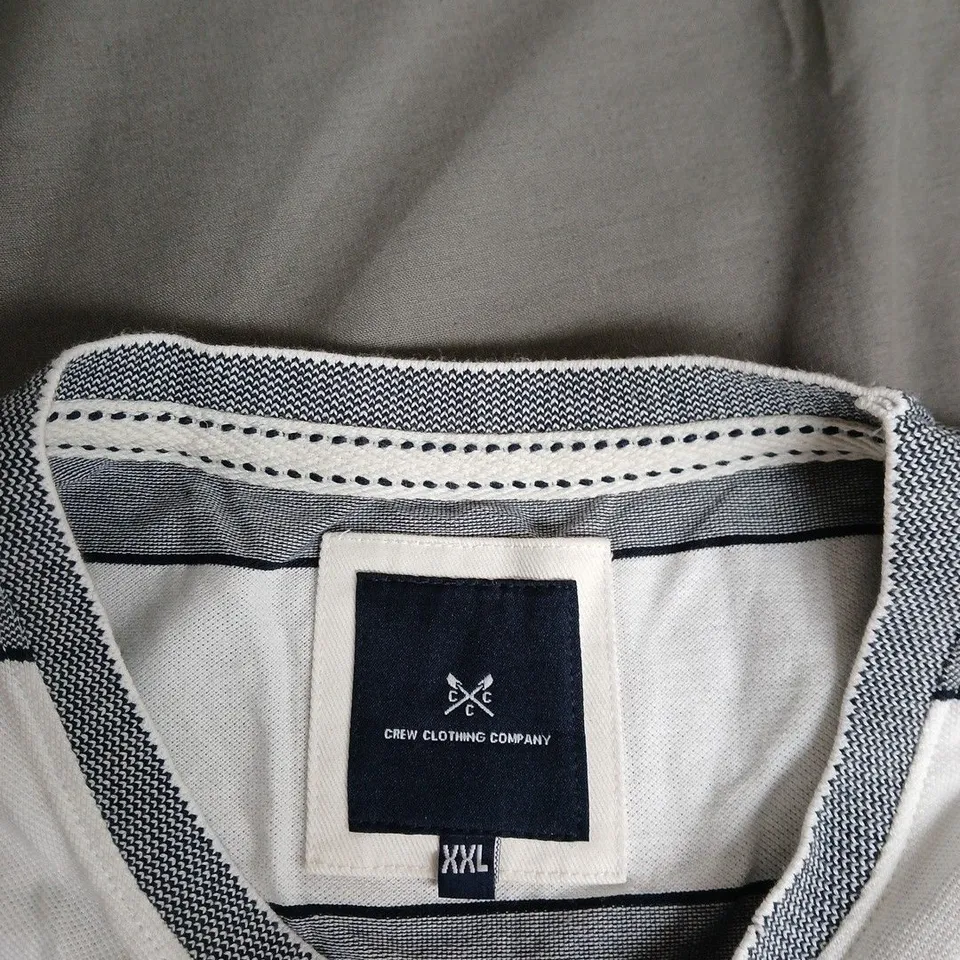 CREW CLOTHING COMPANY STRIPED POLO SHIRT – MEN'S, UK XXL, GREY & WHITE