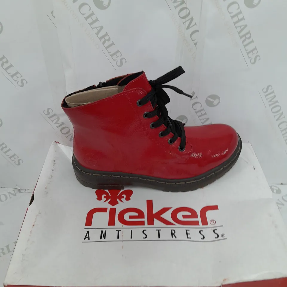 RIEKER LACE ANKLE BOOTS IN RED SIZE 6