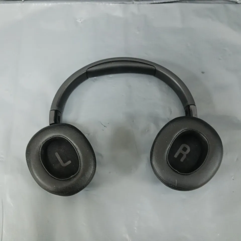 UNBOXED JBL WIRELESS HEADPHONES - BLACK 