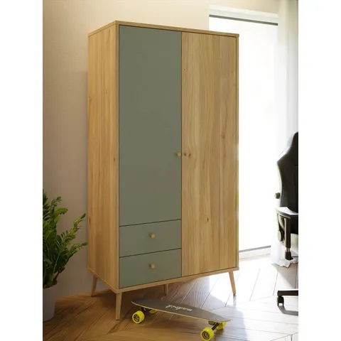 BOXED GEYSERVILLE MANUFACTURED WOOD WARDROBE 