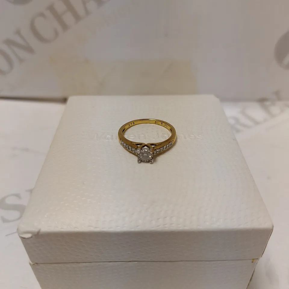 WARREN JAMES GOLD RING - SIZE M 