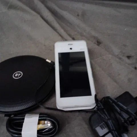 APPROXIMATELY 15 ASSORTED ELECTRICAL ITEMS TO INCLUDE BT WIFI HUB, DOJO CARD READER AND POWER ADAPTERS