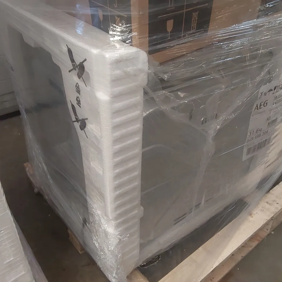 AEG SURROUNDCOOK BPX535061B ELECTRIC OVEN - BLACK