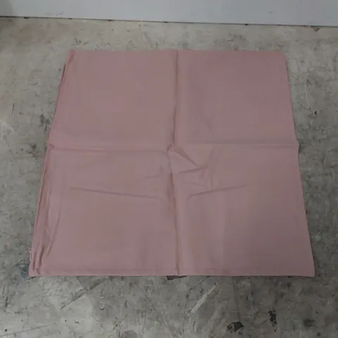 SET OF 4 CUSHION COVERS - PINK 
