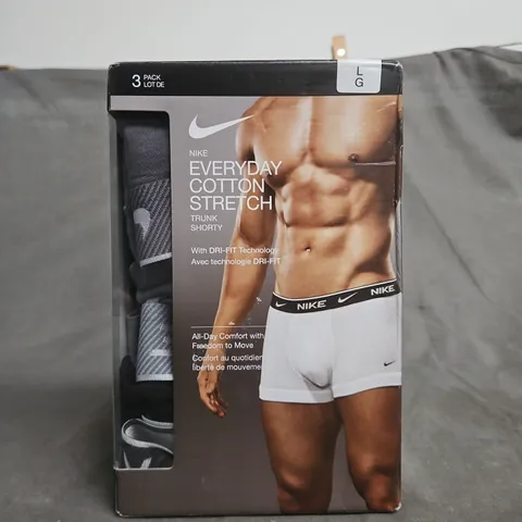 NIKE EVERYDAY COTTON STRETCH TRUNKS – 3 PACK, SIZE L