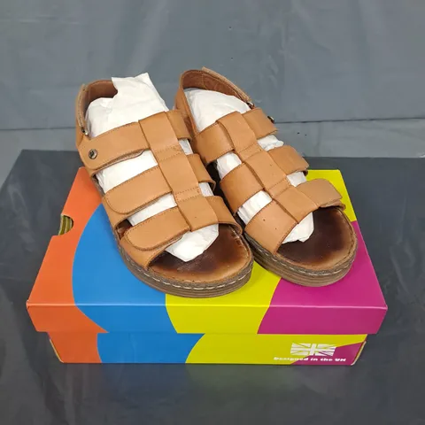 BOXED PAIR OF ADESSO TRISTA TRIPLE STRAP SANDALS - 7