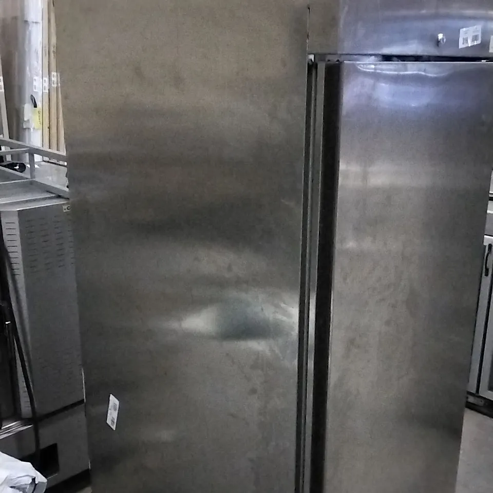 STERLING PRO COMMERCIAL TALL ONE DOOR REFRIGERATOR 