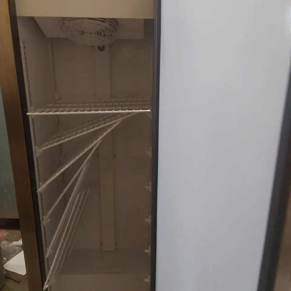 ARCTICA HEC913 COMMERCIAL SOLID DOOR FREEZER