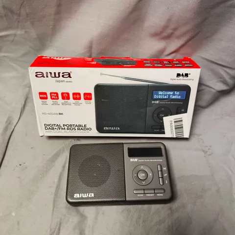 AIWA DIGITAL PORTABLE DAB/FM RADIO WITH DUAL ALARM CLOCK – RD-40DAB/BK (BOXED)