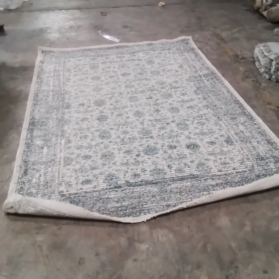 QUALITY DESIGNER AREA RUG - APPROXIMATELY 226x158