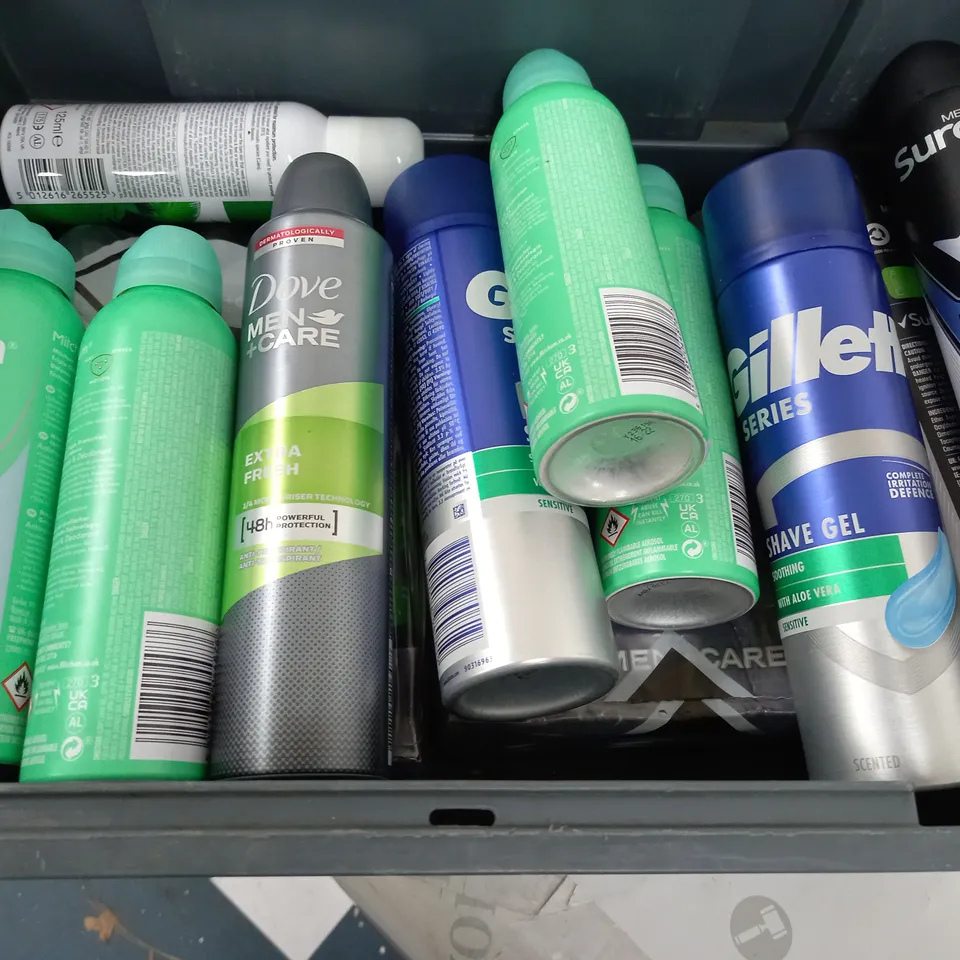 BOX OF APPROX 15 ASSORTED AEROSOLS TO INCLUDE - DOVE EXTRA FRESH - SURE ICE FRESH - GILLETTE SHAVING GEL ECT