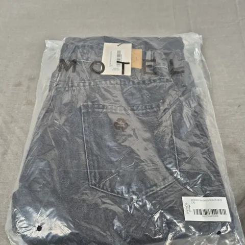 BAGGED MOTEL ROOMY WASHED JEANS SIZE W28