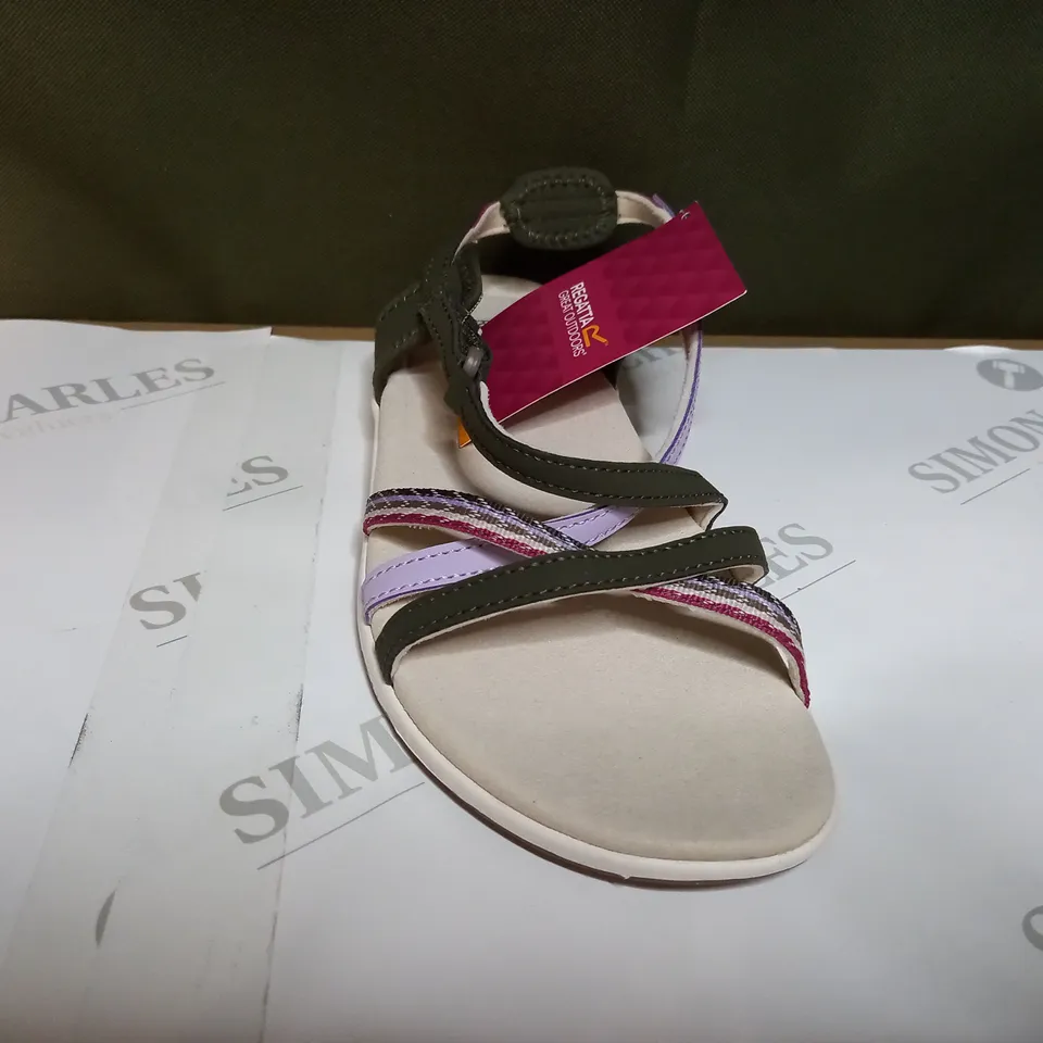 REGATTA LADY ROMA SANDALS SIZE 6