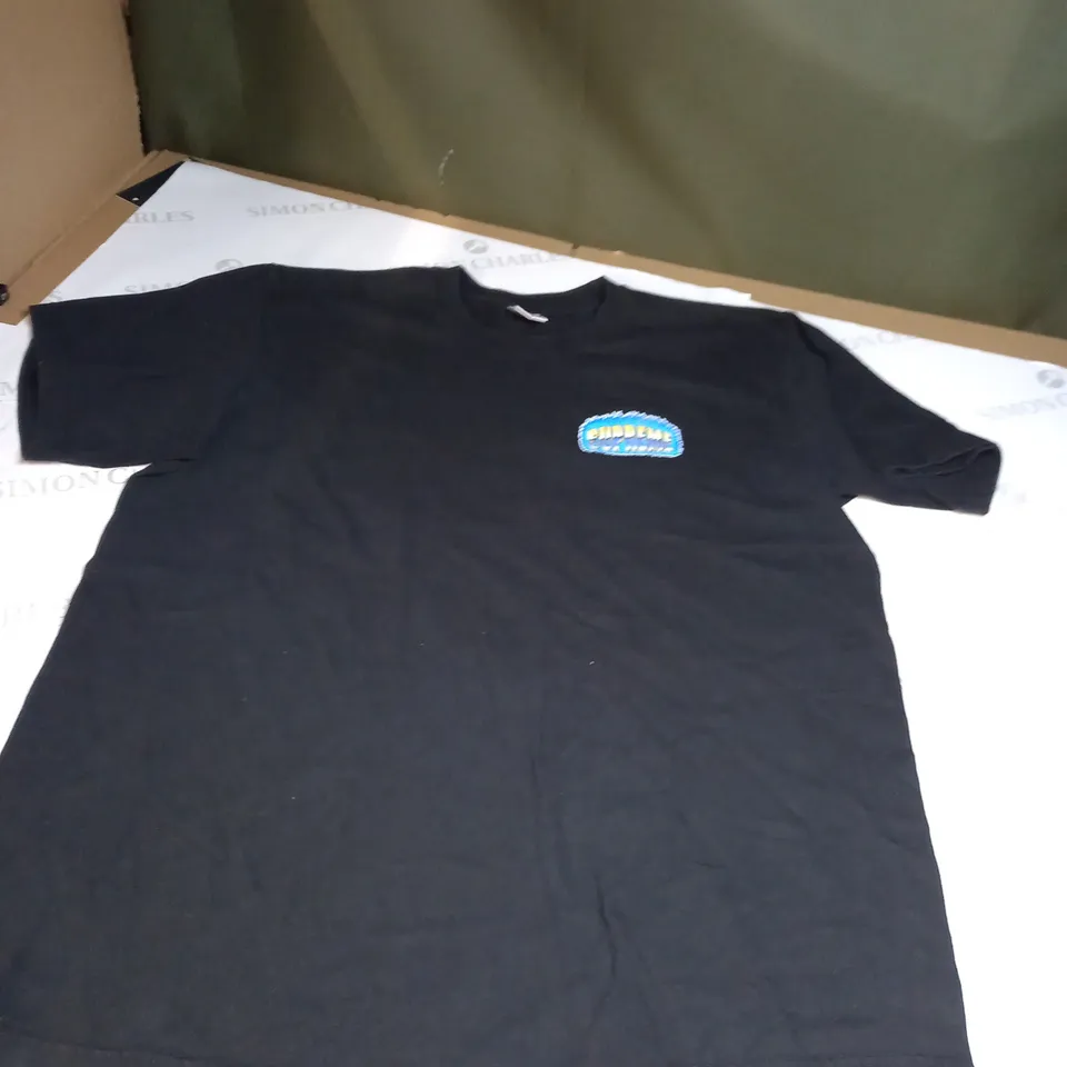 BLACK SUPREME T-SHIRT SIZE L 