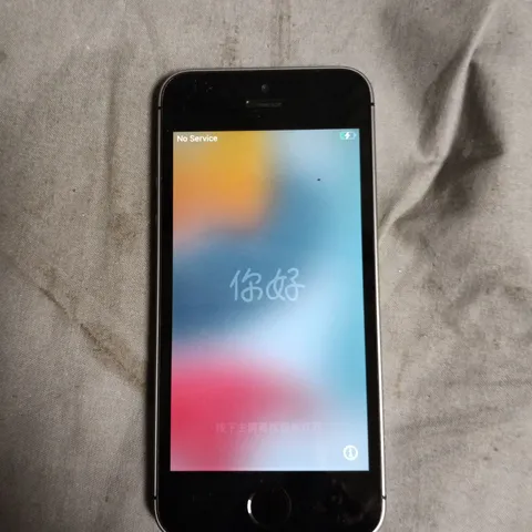 APPLE IPHONE SE SMARTPHONE