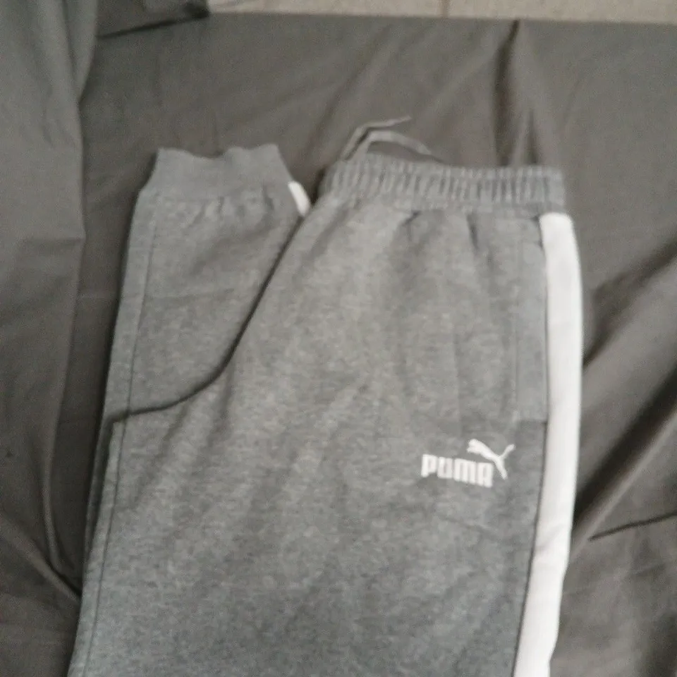 PUMA GREY JOGGERS, UK L (US L)