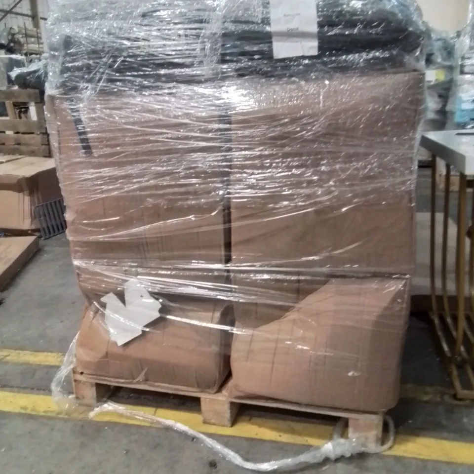 PALLET OF ASSORTED HOUSEHOLD GOODS AND PRODUCTS TO INCLUDE;SUN LOUNGER,DUMBBELLS,DEHUMIDIFIER,SUITCASE 