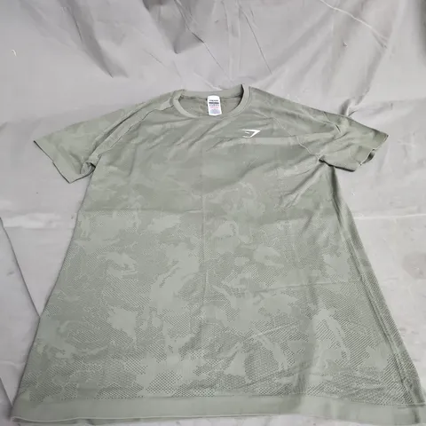 GYMSHARK GEO SEAMLESS TSHIRT IN GREEN SIZE L
