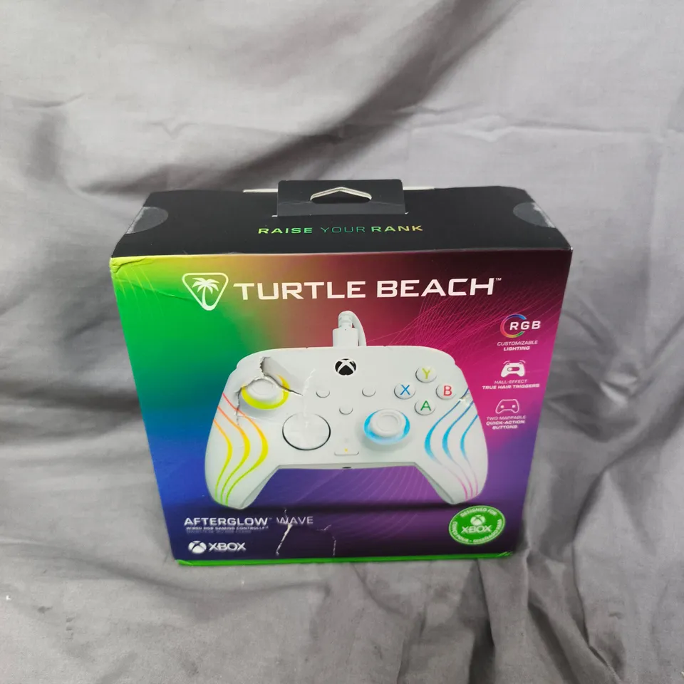 TURTLE BEACH AFTERGLOW WAVE XBOX CONTROLLER – WHITE (BOXED)