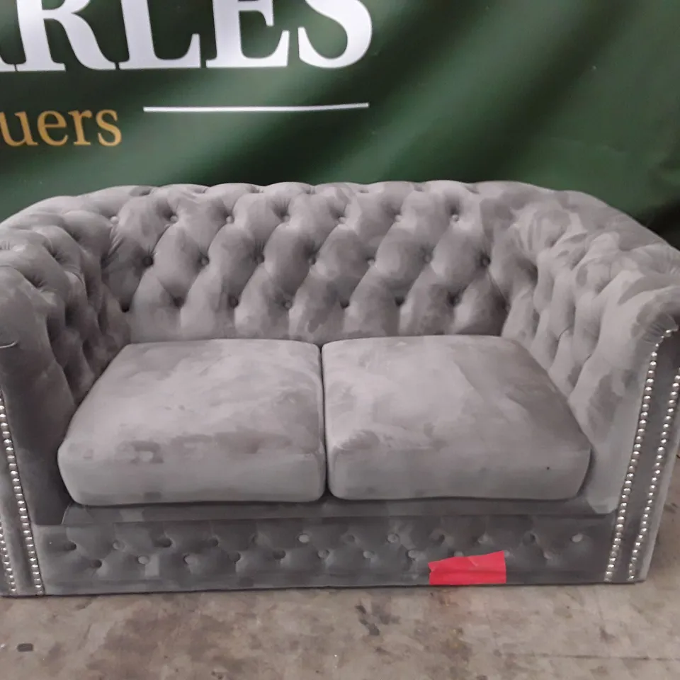 QUALITY DESIGNER LOVESEAT - GREY FABRIC