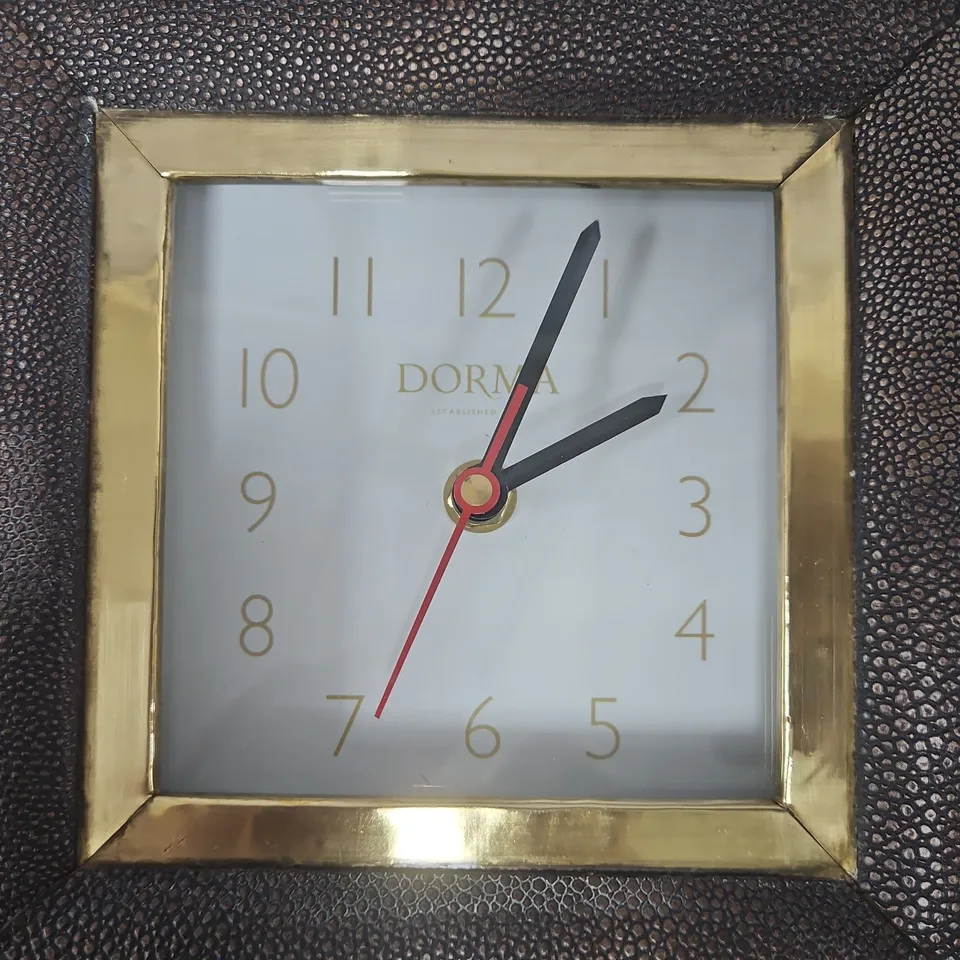DORMA DESK CLOCK IN LEATHER-TEXTURED FRAME – SQUARE GOLD BEZEL
