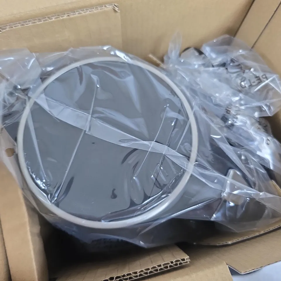 BOXED SWAN 1.7L KETTLE