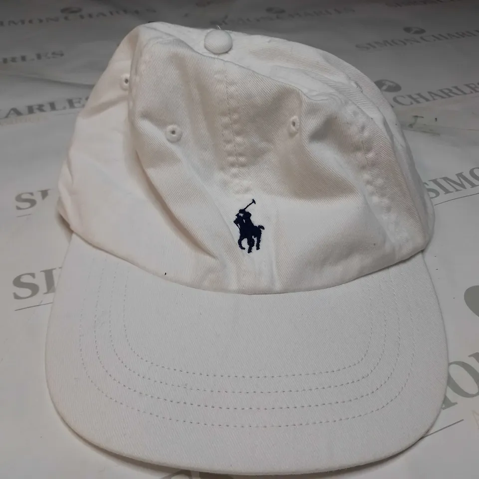 POLO RALPH LAUREN CLASSIC SPORTS CAP IN WHITE - SIZE 0S