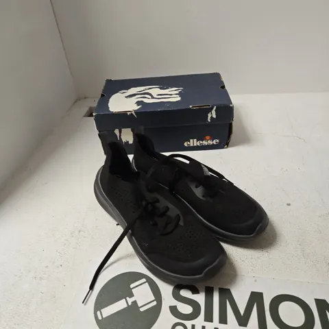 ELLESSE WOMEN'S BLACK TRAINERS – UK 7