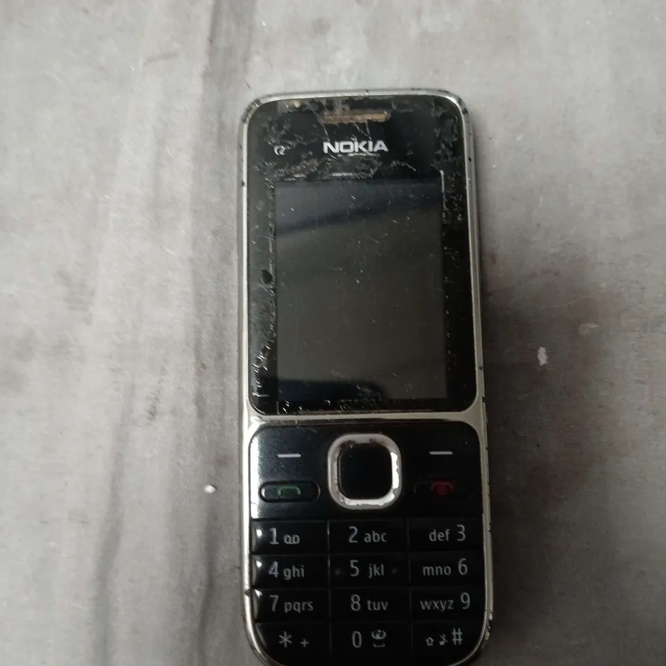 NOKIA MOBILE PHONE BLACK