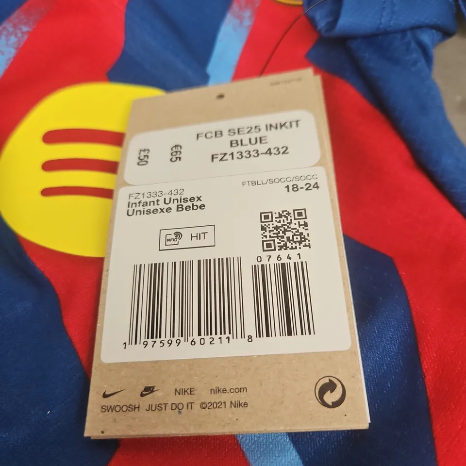 UK 18-24 MONTHS FC BARCELONA INFANT FOOTBALL KIT – NIKE