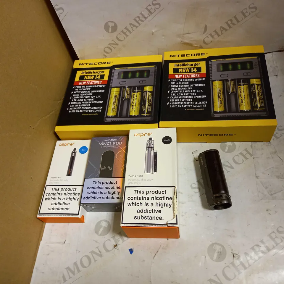 LOT OF APPROXIMATELY 5 E-CIGARATTES TO INCLUDE ASPIRE ZELOS 3 KIT, AND NITECORE INTELLICHARGER ETC.