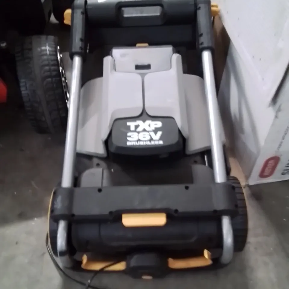 TITAN ROTARY LAWNMOWER TTI836LWM CORDLESS HAND-PROPELLED FOLDABLE LI-ION 5.0AH