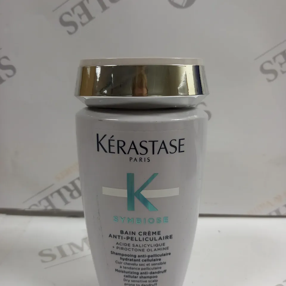 KÉRASTASE SYMBIOSE MOISTURISING ANTI-DANDRUFF CELLULAR SHAMPOO 250ML