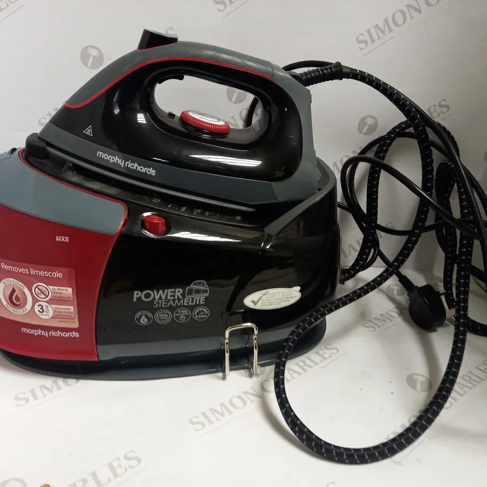 MORPHY RICHARDS JET STEAM GENERATOR IRON PINK/WHITE