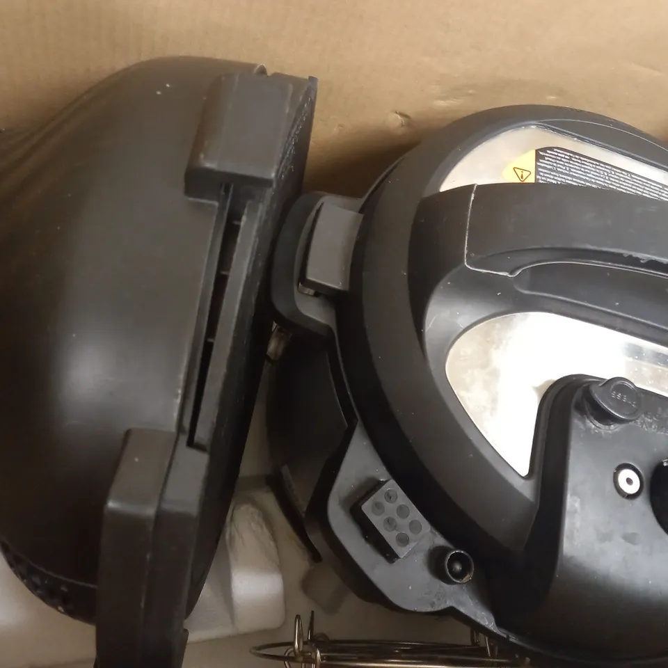INSTANT POT DUO CRISP + AIR FRYER