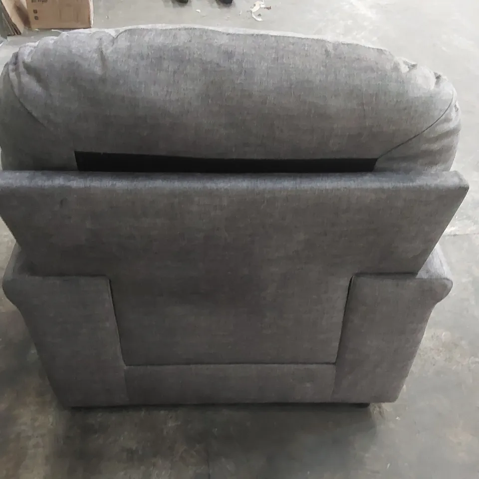 QUALITY DESIGNER FABRIC UPHOLSTERED ARMCHAIR - GREY